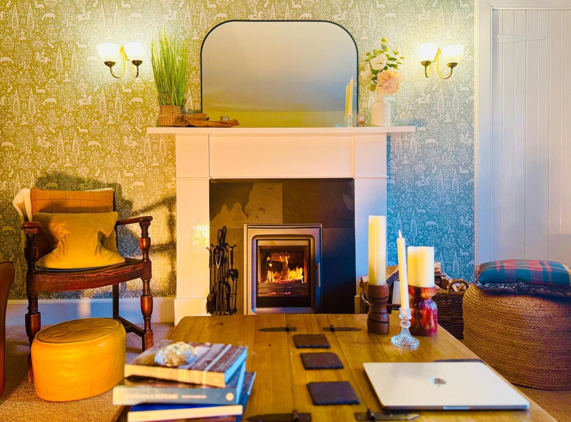 גארב Rosemount Cottage Two - Highland Cottage מראה חיצוני תמונה